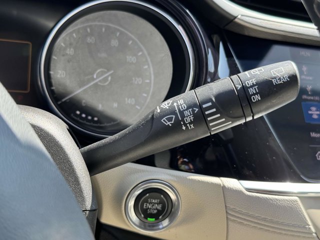 Vehicle image 19 of 27