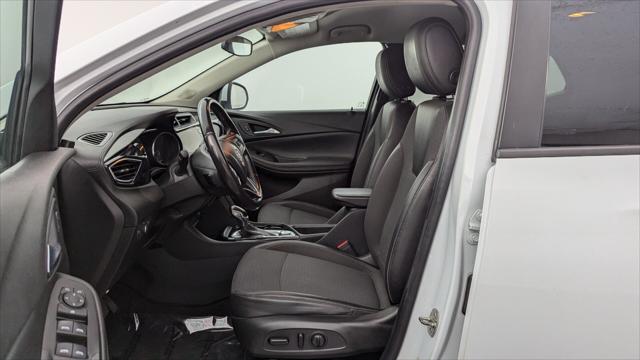 Vehicle image 16 of 31