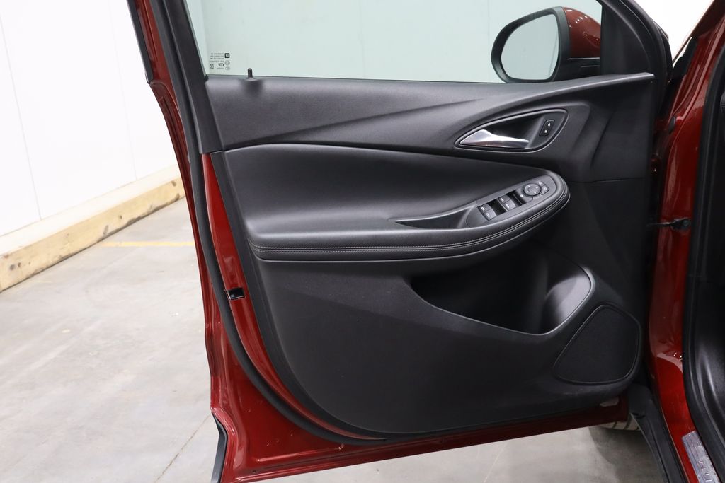 Vehicle image 12 of 35