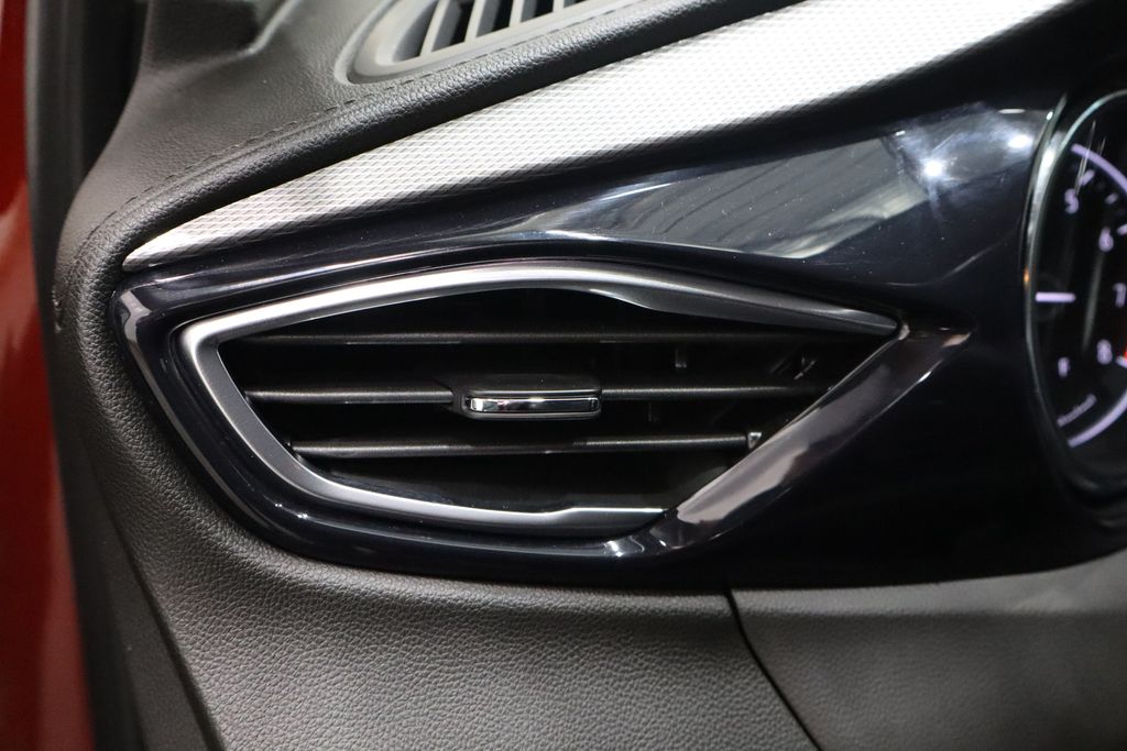 Vehicle image 14 of 35