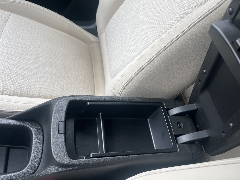 Vehicle image 19 of 20