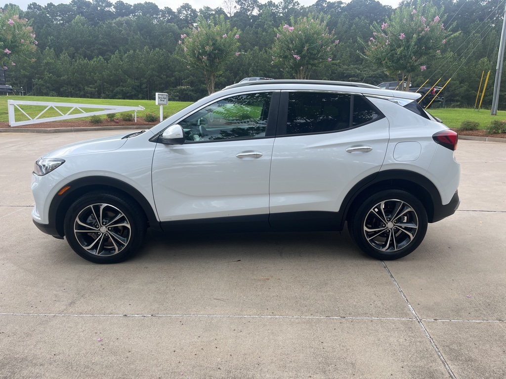 Vehicle image 8 of 20