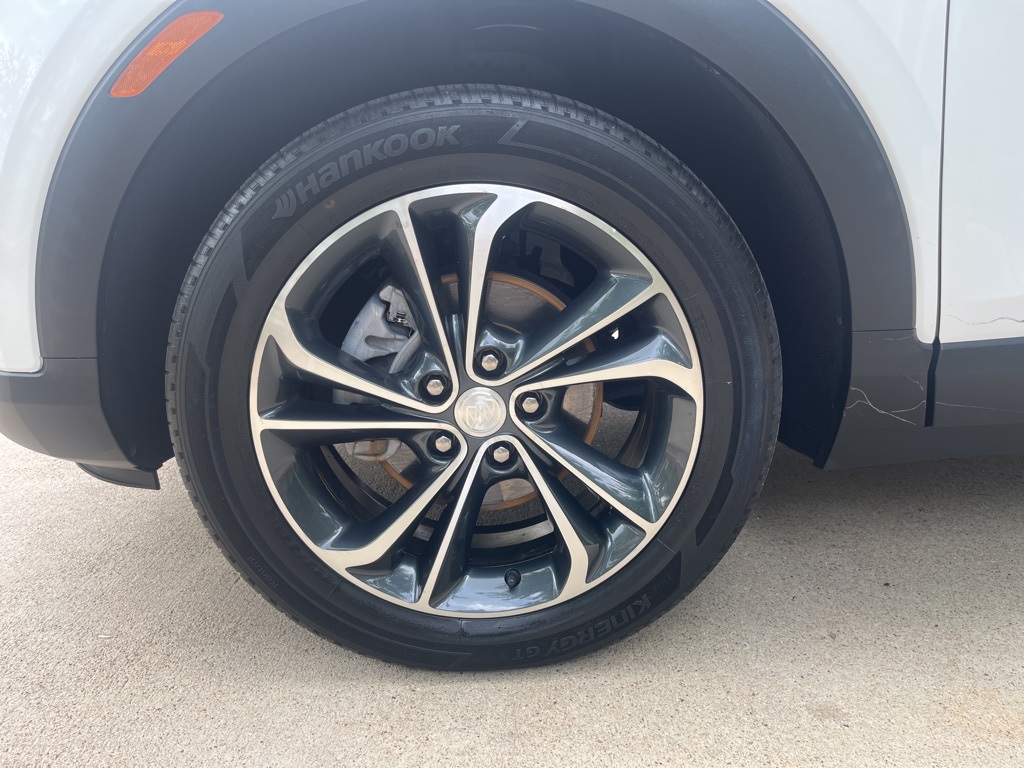 Vehicle image 11 of 20