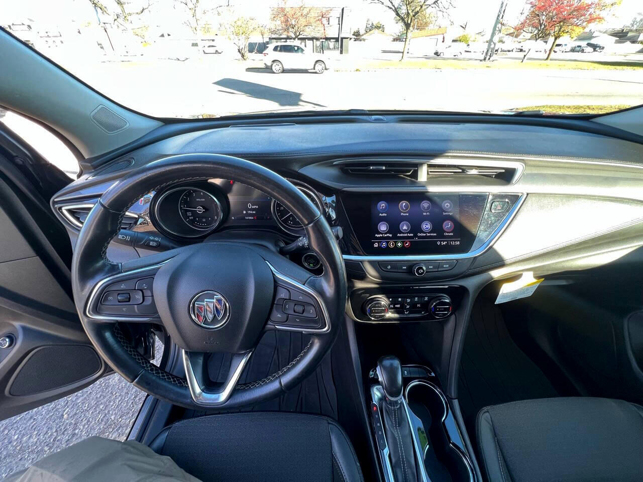 Vehicle image 10 of 15