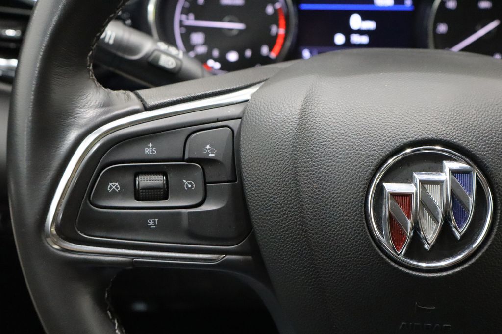 Vehicle image 20 of 38
