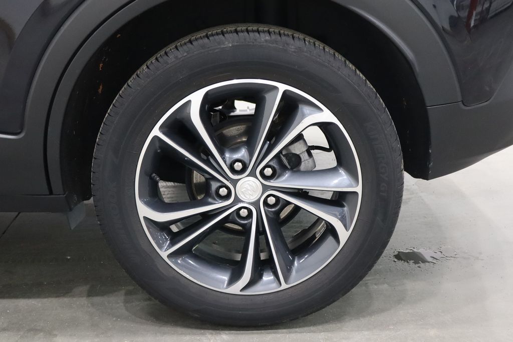 Vehicle image 36 of 38