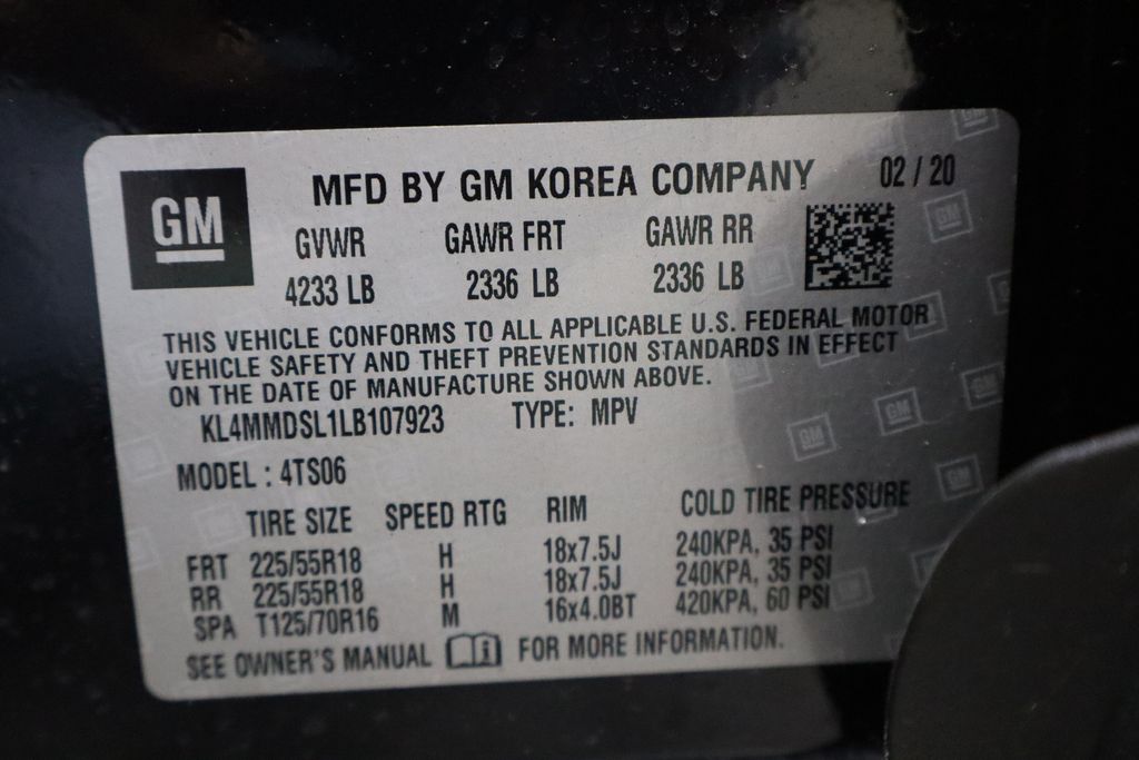 Vehicle image 17 of 38
