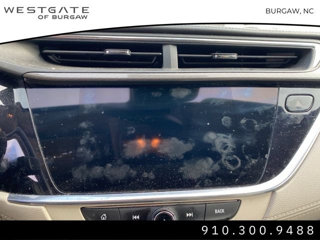 Vehicle image 10 of 20