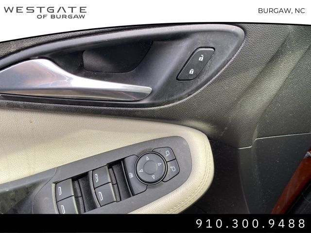 Vehicle image 6 of 20