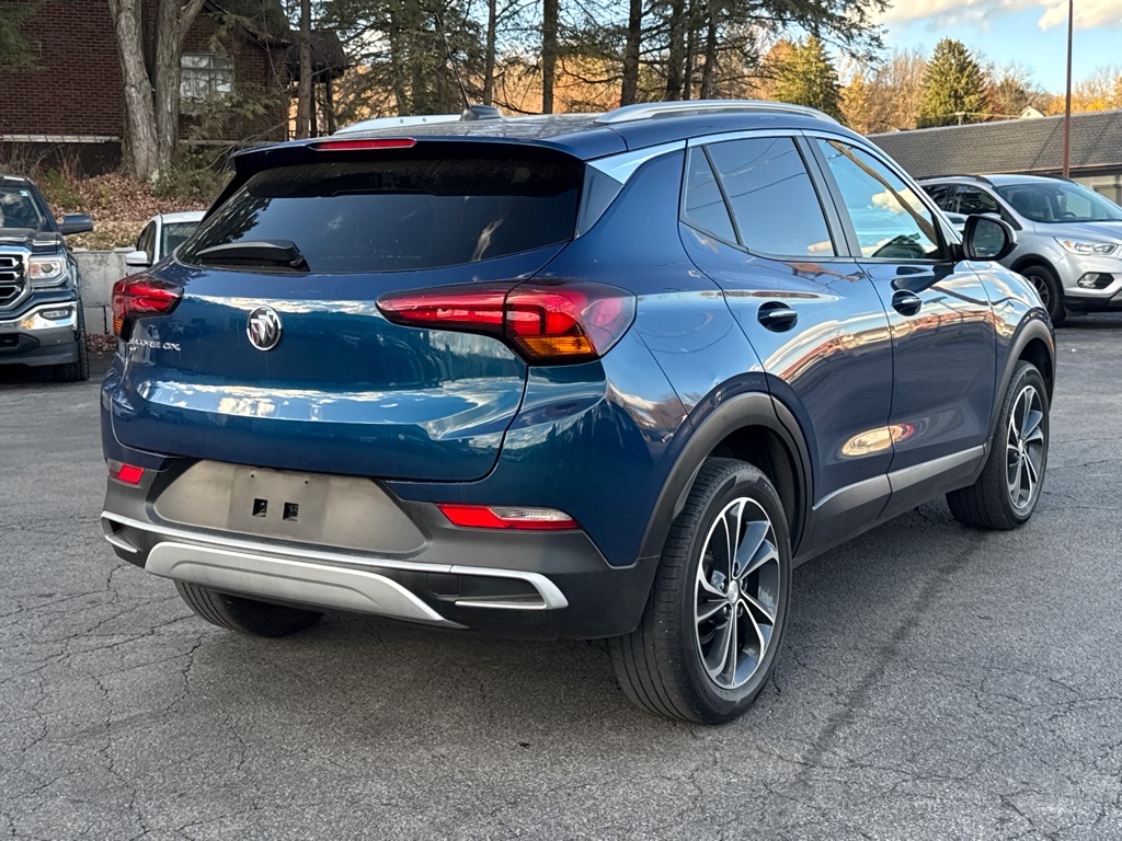Vehicle image 4 of 21