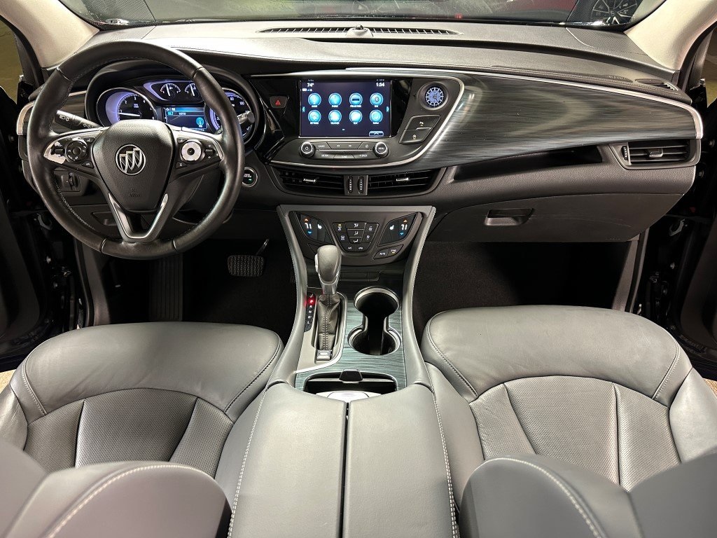 Vehicle image 10 of 37