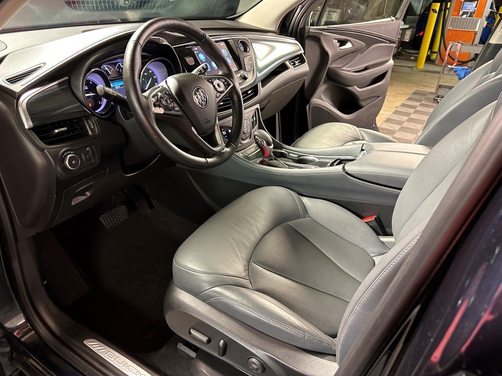 Vehicle image 11 of 37