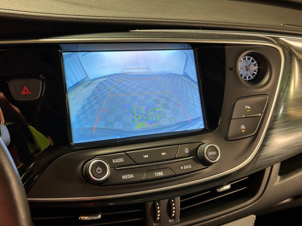 Vehicle image 15 of 37
