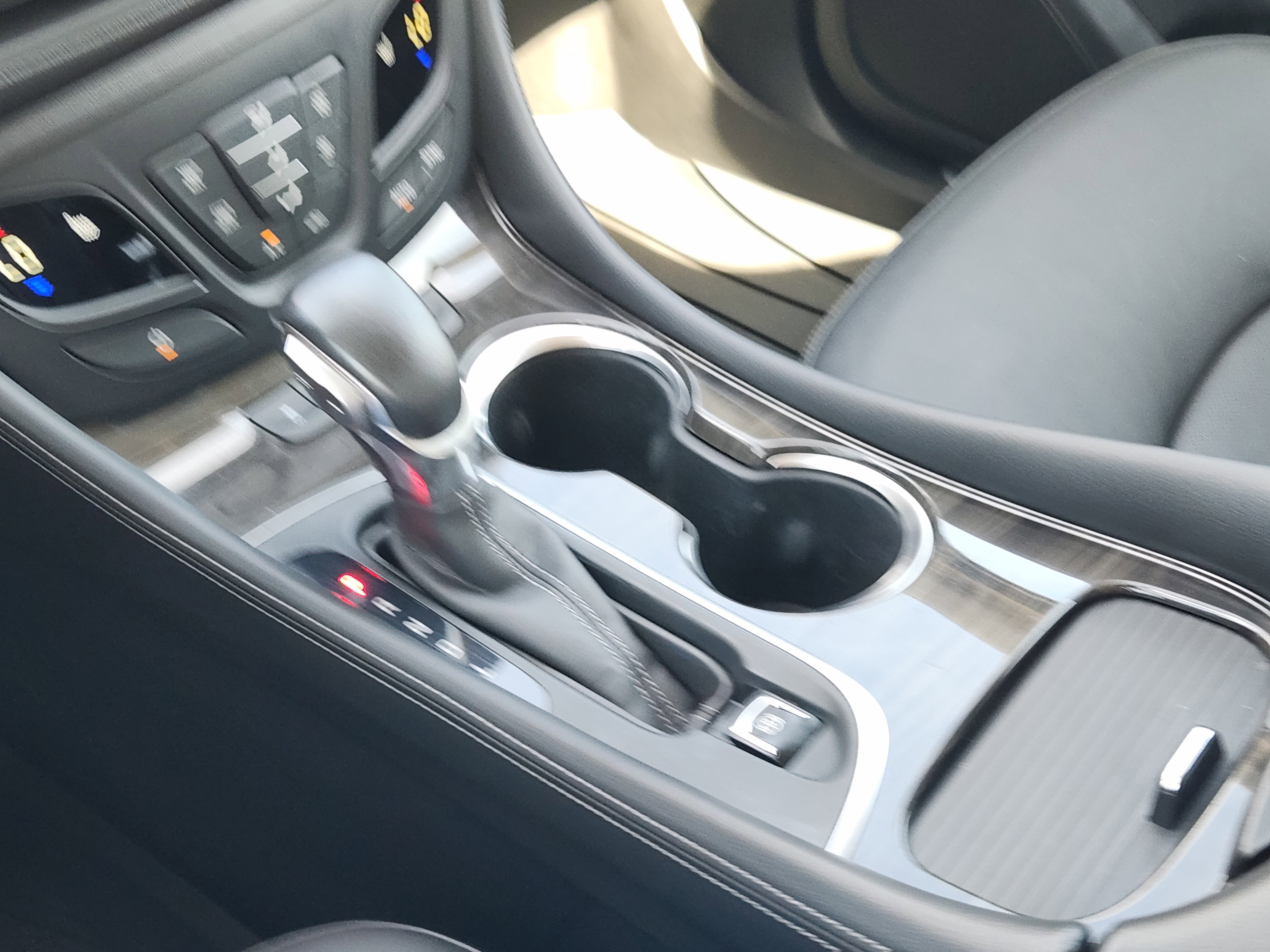 Vehicle image 15 of 23