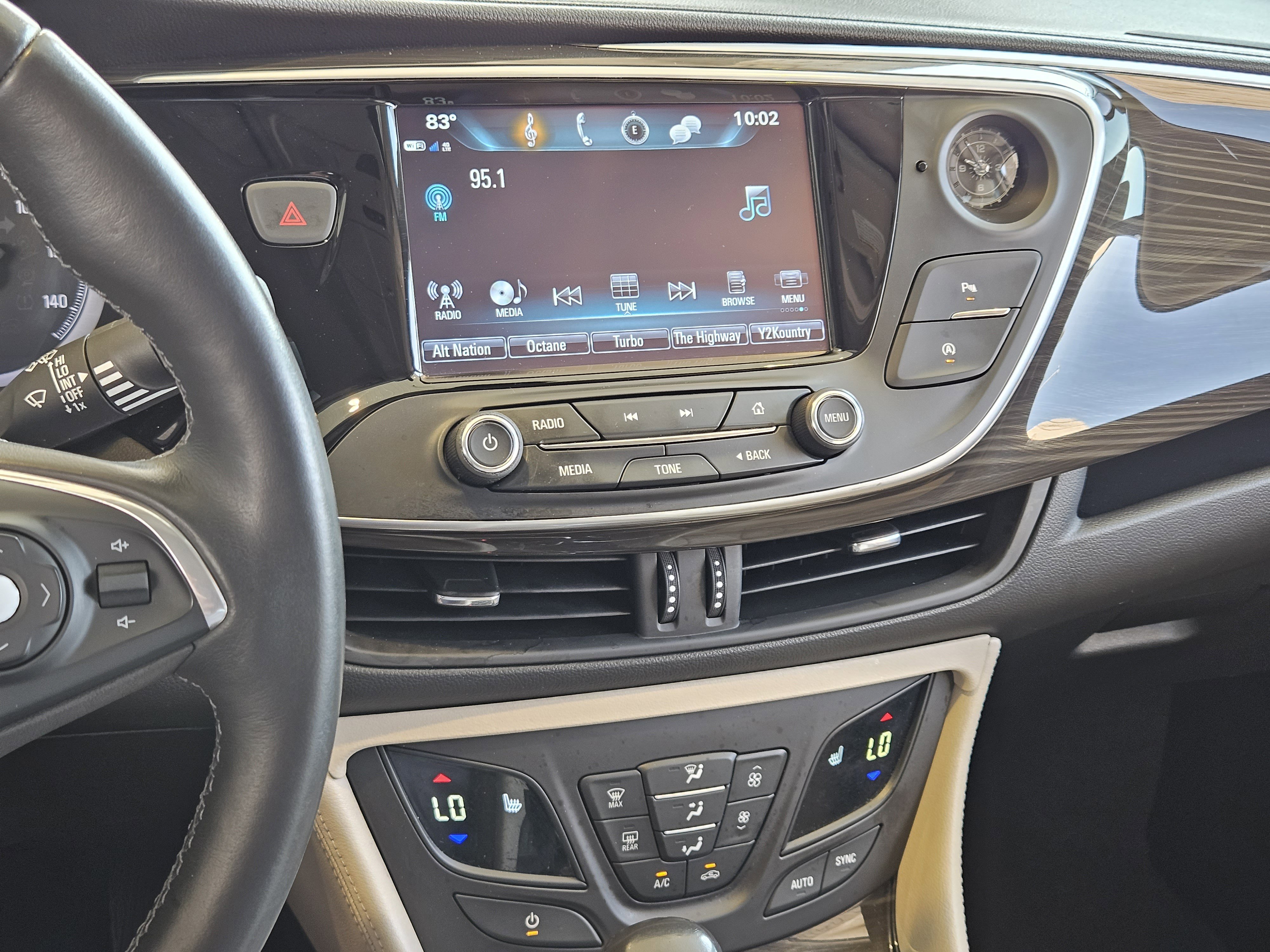 Vehicle image 16 of 21