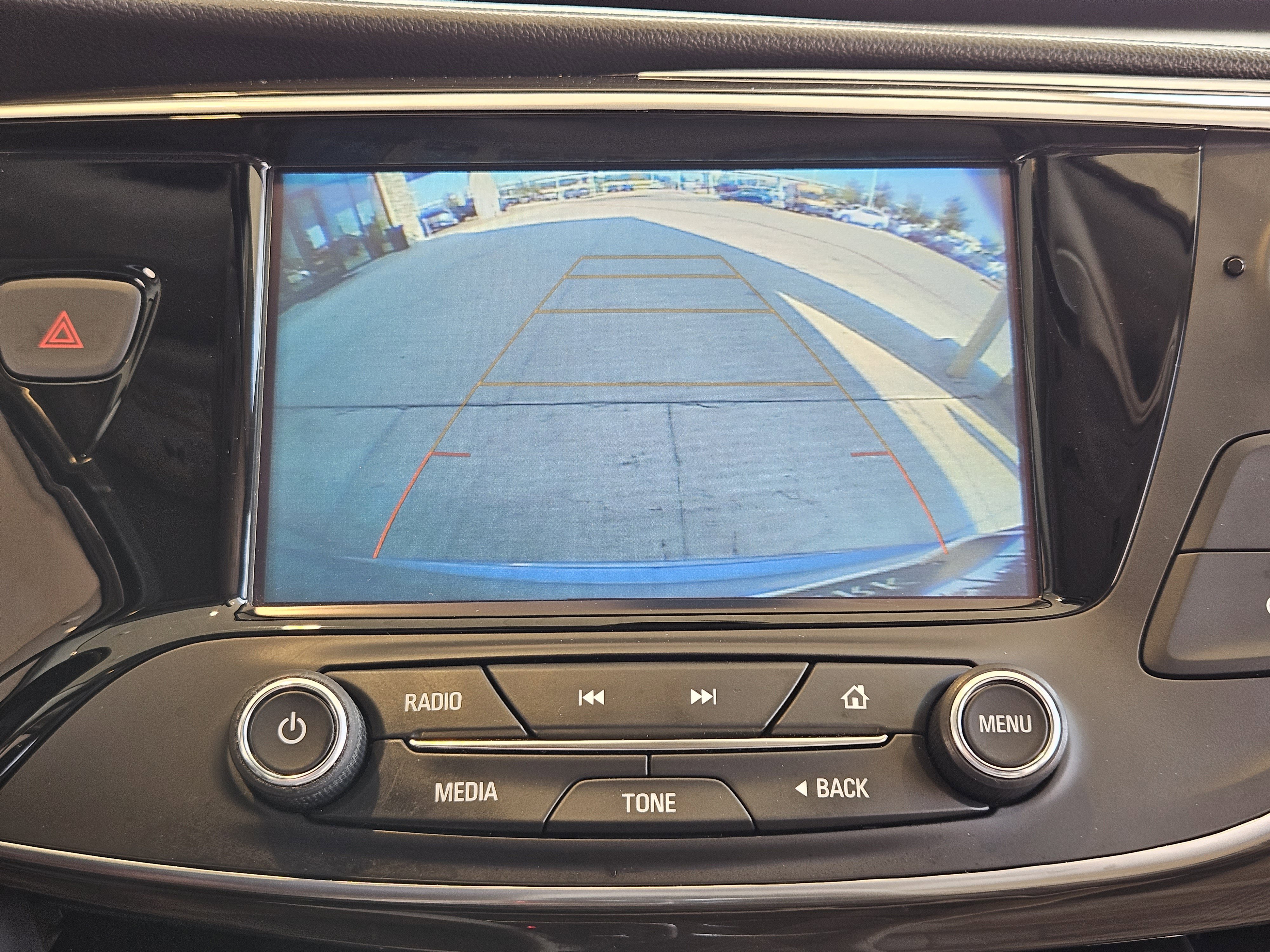 Vehicle image 15 of 21