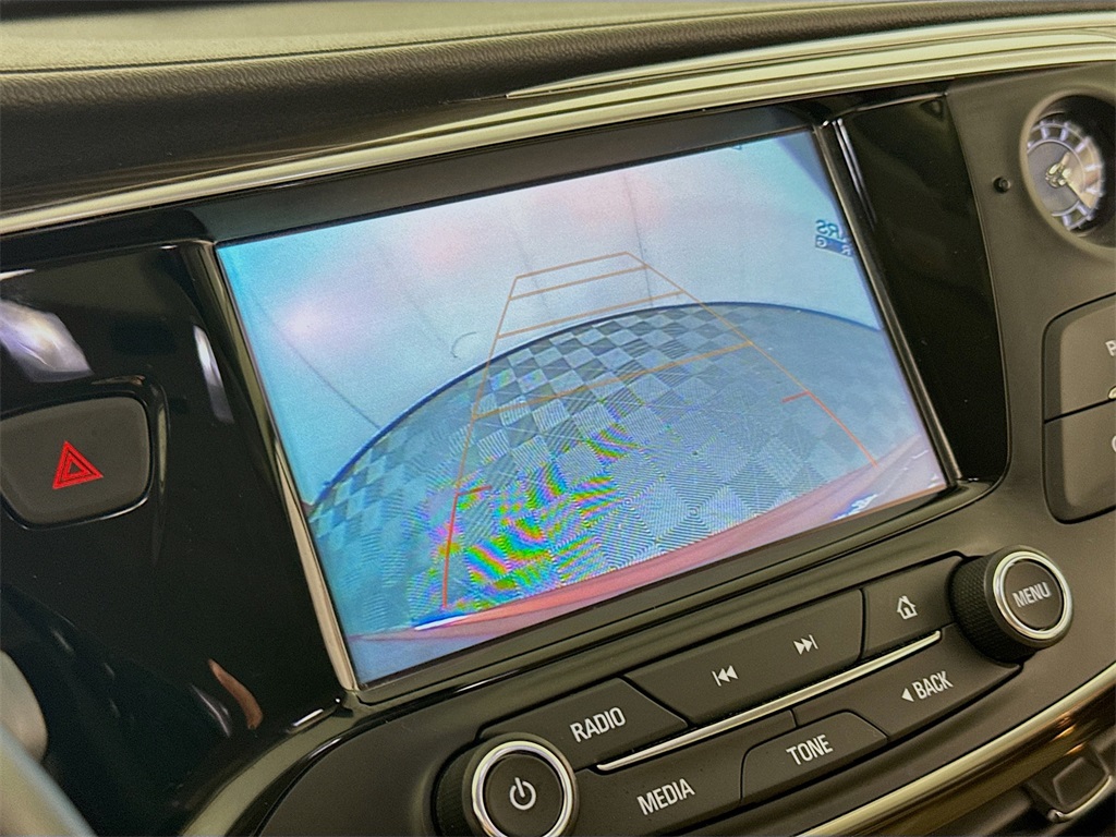 Vehicle image 13 of 30