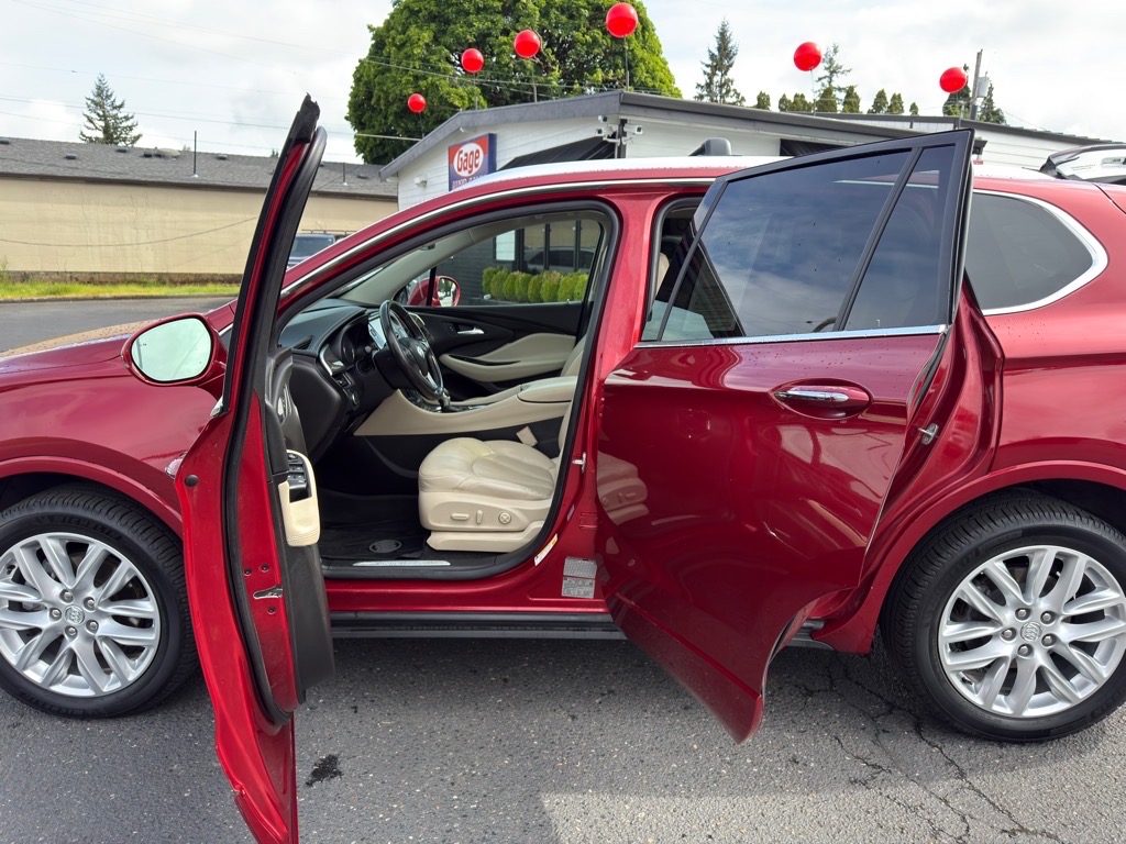 Vehicle image 6 of 32