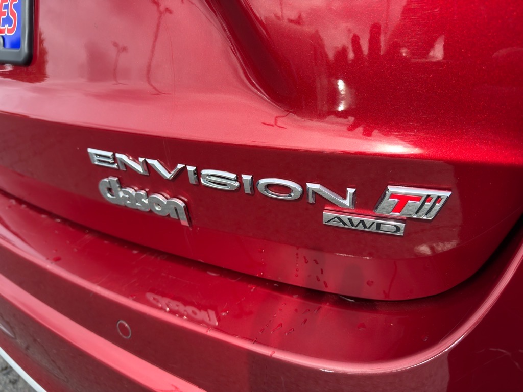 Vehicle image 9 of 32
