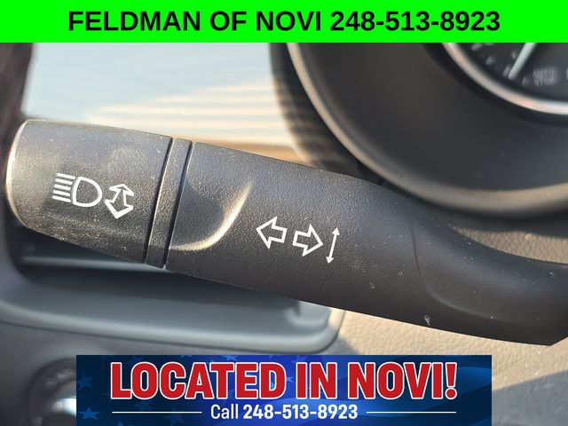 Vehicle image 25 of 36