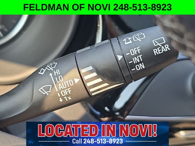 Vehicle image 26 of 36