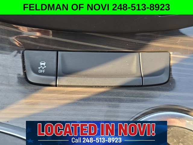 Vehicle image 20 of 36