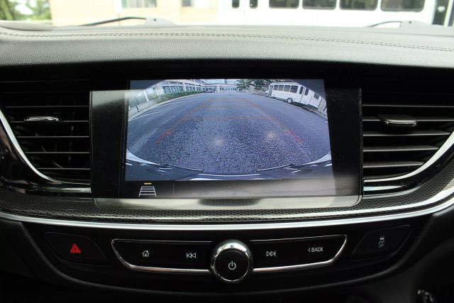Vehicle image 45 of 47
