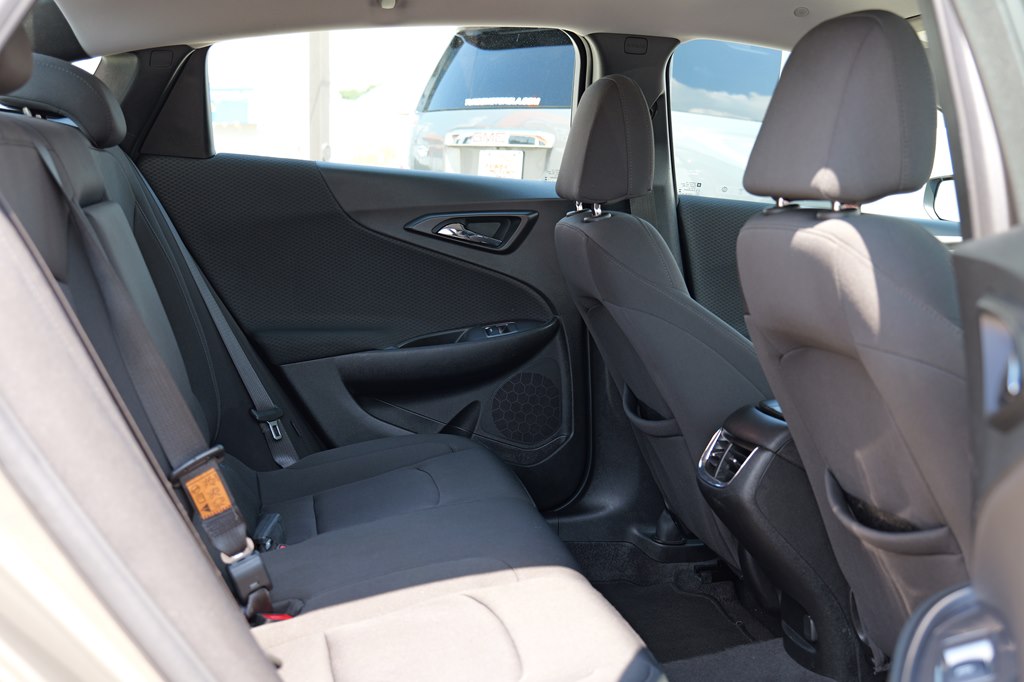 2020 Chevrolet Malibu LT Image 11 of 23