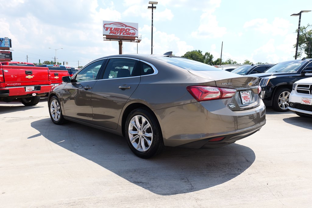 2020 Chevrolet Malibu LT Image 8 of 23
