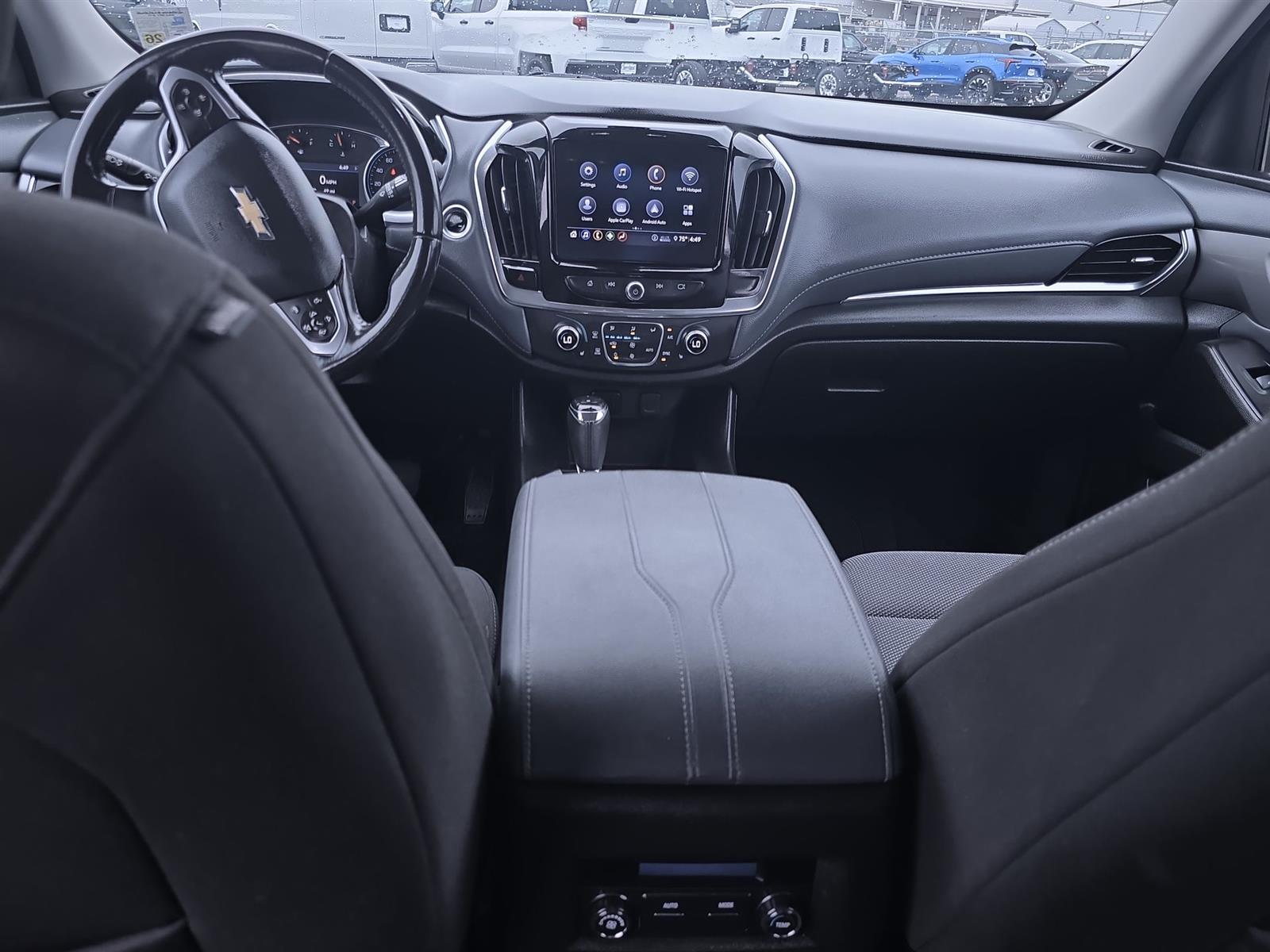 Vehicle image 19 of 34