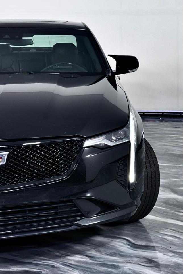 2020 Cadillac CT4 Premium Luxury Image 3 of 52
