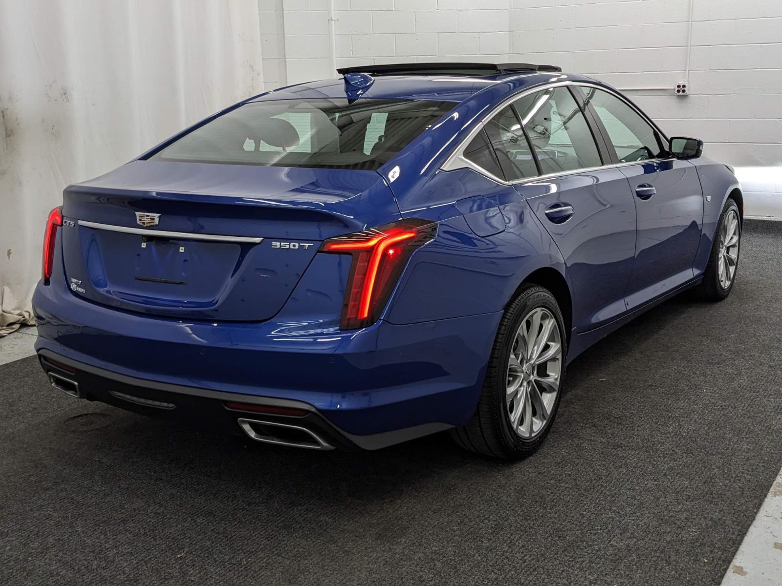 Vehicle image 4 of 36
