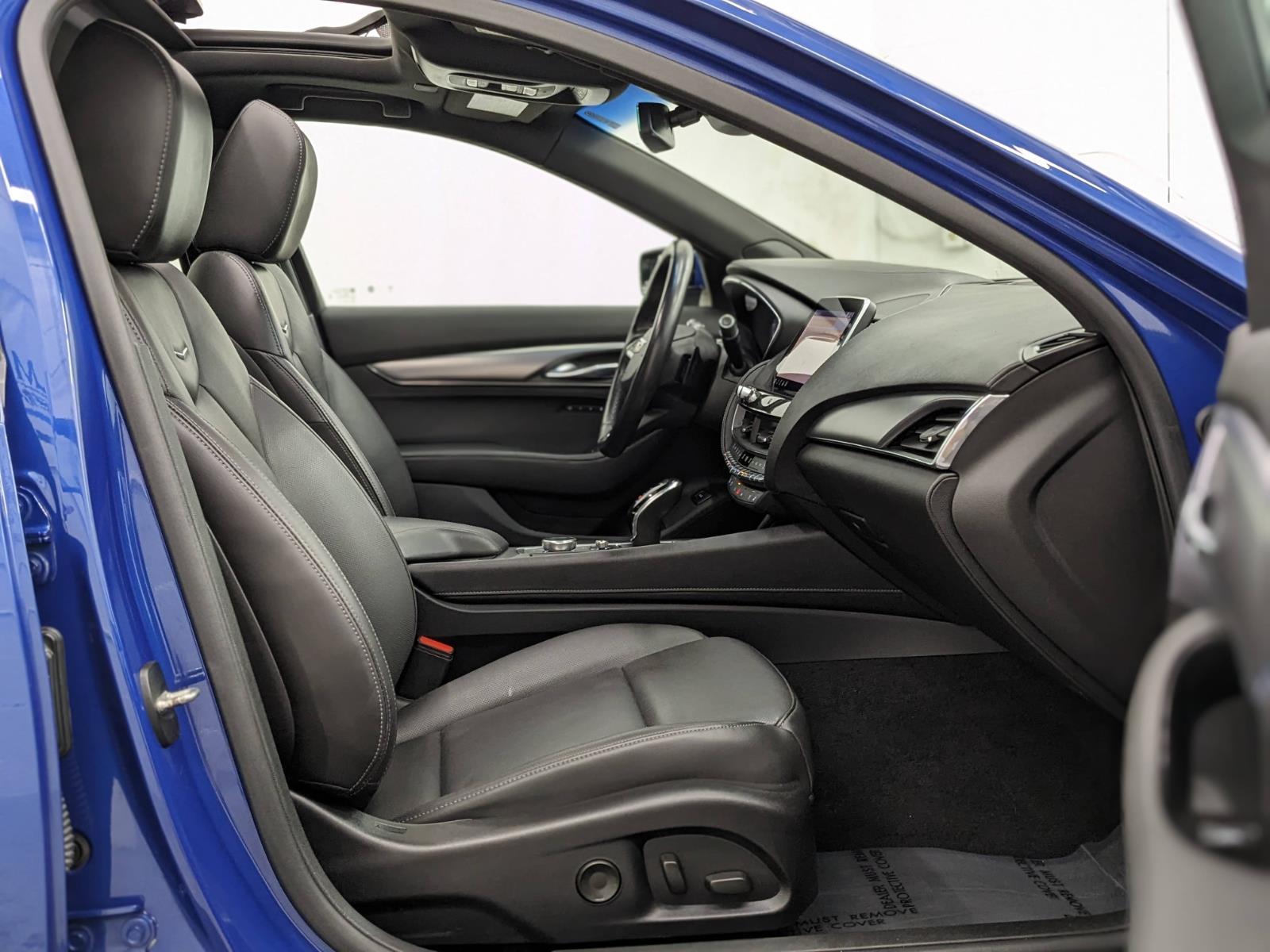 Vehicle image 13 of 36