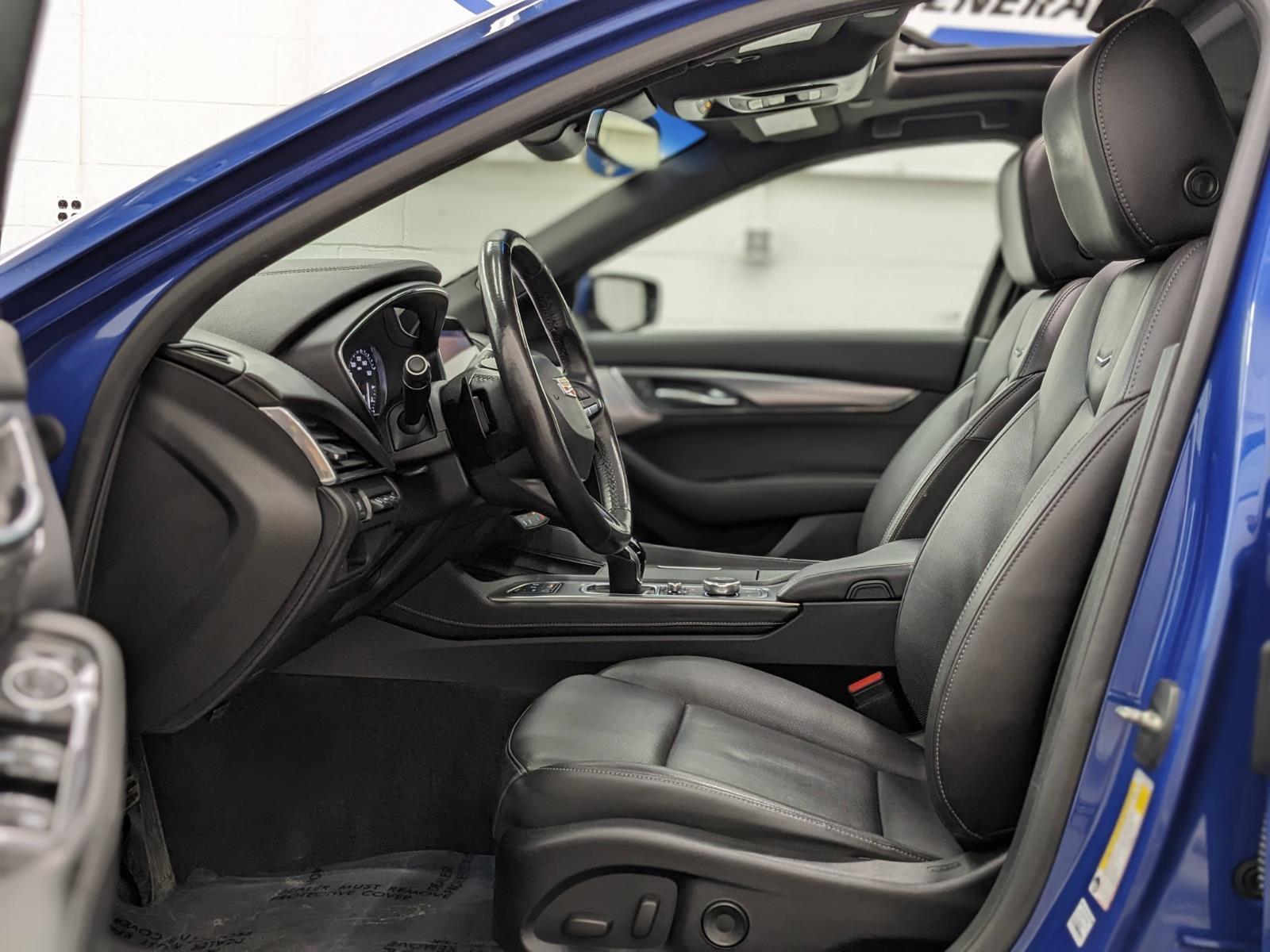 Vehicle image 16 of 36
