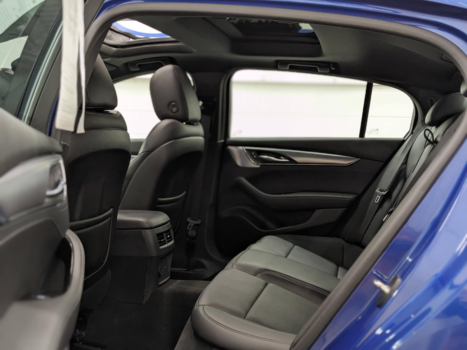 Vehicle image 12 of 36