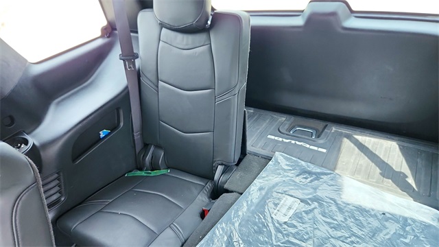Vehicle image 22 of 35