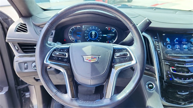Vehicle image 14 of 35