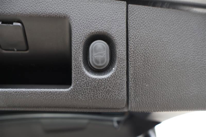 Vehicle image 39 of 45