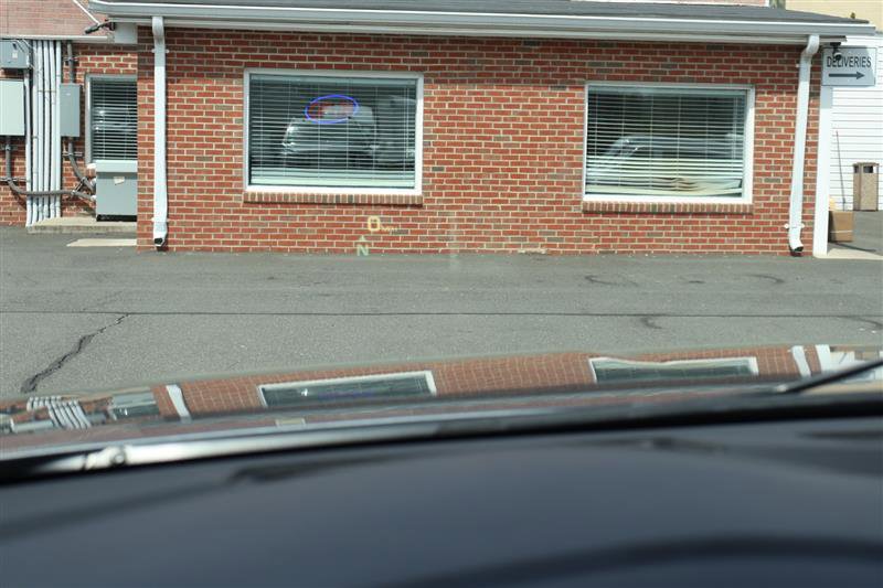Vehicle image 22 of 45