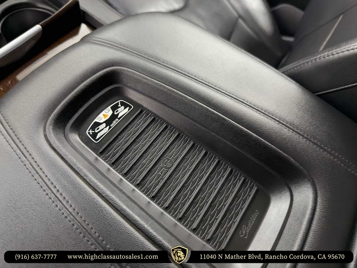 Vehicle image 42 of 52