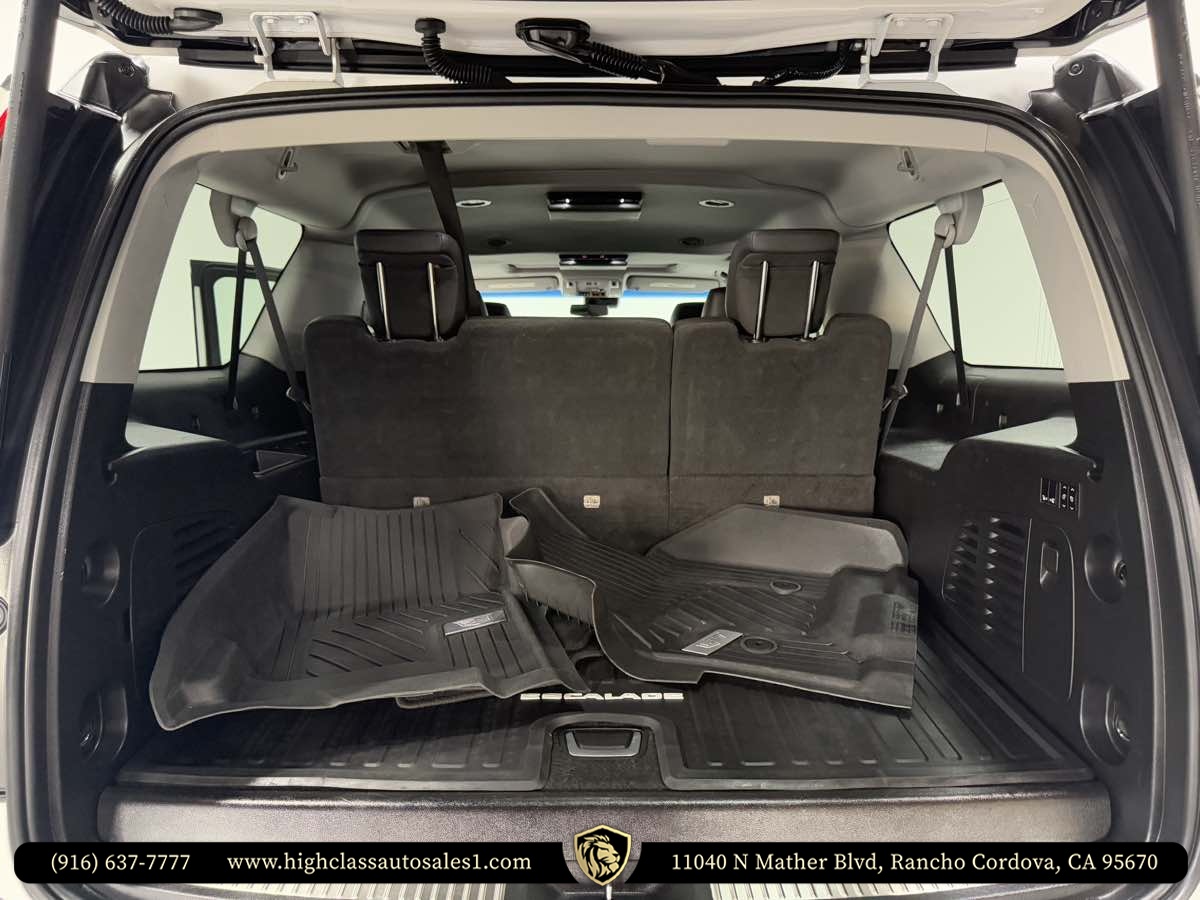 Vehicle image 44 of 52