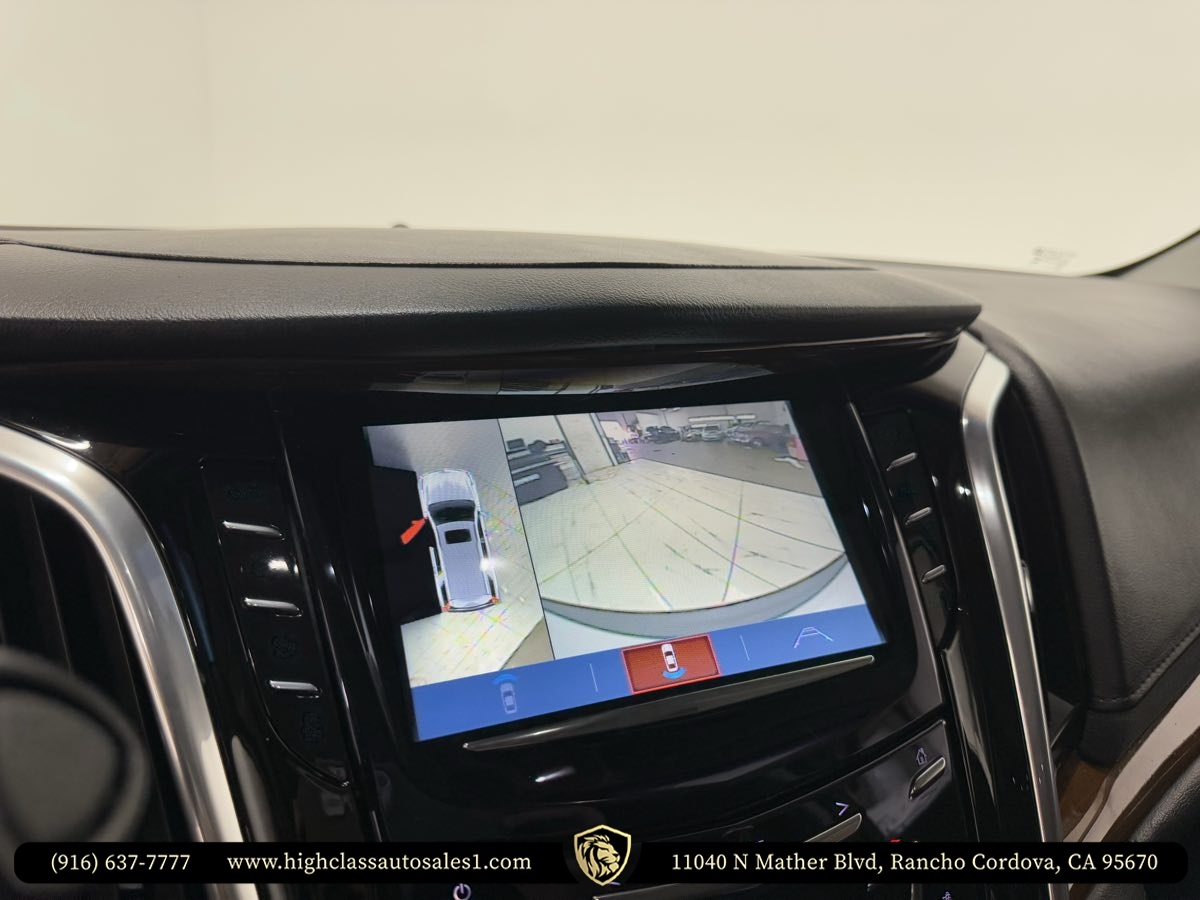 Vehicle image 43 of 52