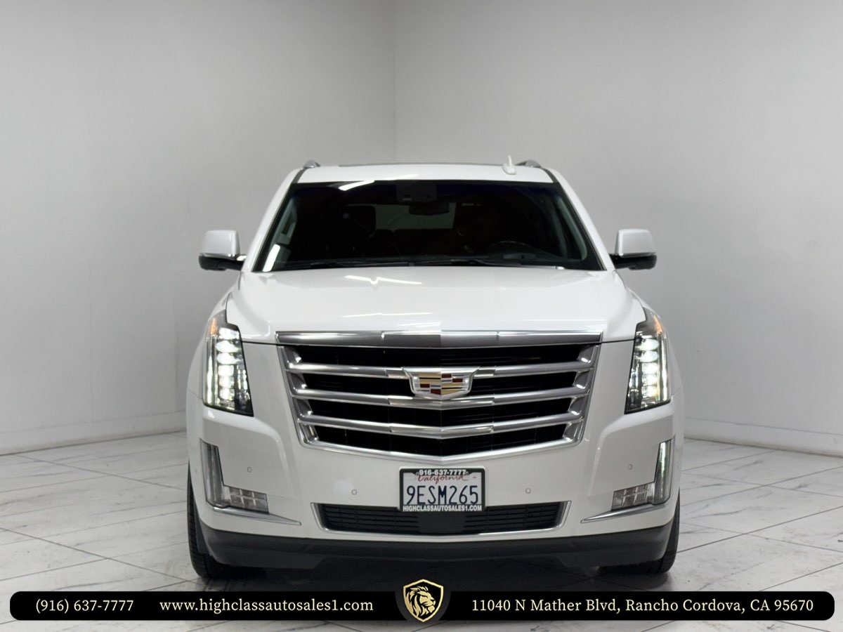 Vehicle image 3 of 52