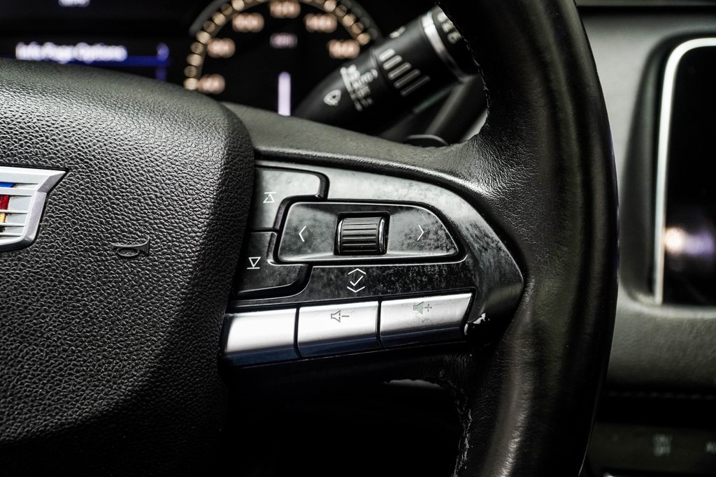 Vehicle image 25 of 36