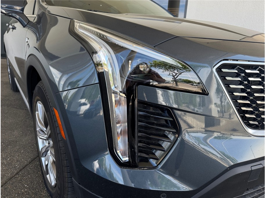 Vehicle image 19 of 23