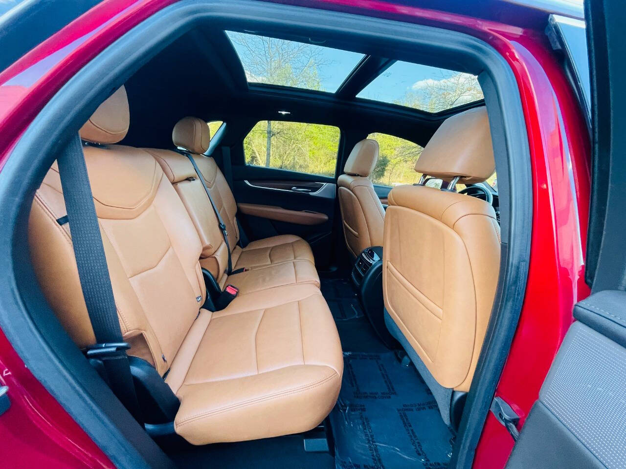 Vehicle image 34 of 69
