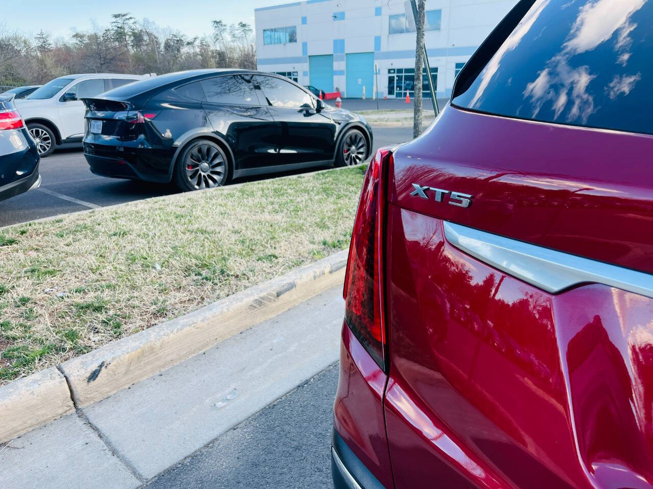 Vehicle image 13 of 69