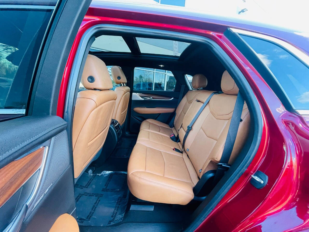 Vehicle image 25 of 69