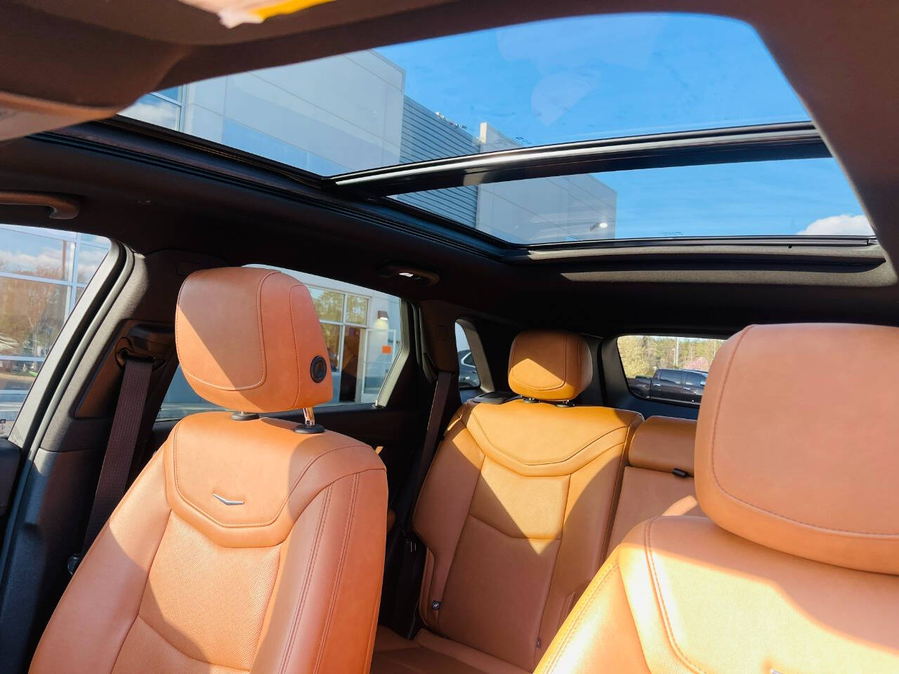 Vehicle image 21 of 69