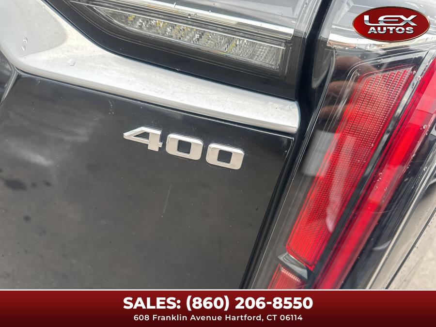Vehicle image 17 of 46